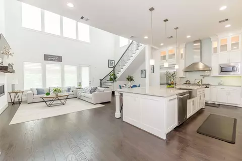 15323 Oyster Creek Ln SE, Sugar Land, TX 77478