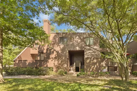 268 Litchfield Ln, Houston, TX 77024