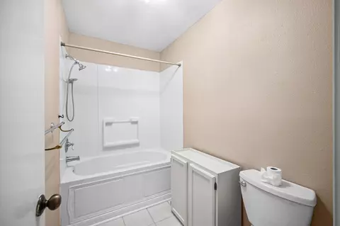 Bath - 6903 Bullinger Dr, Spring, TX 77379 photo 3 of 3