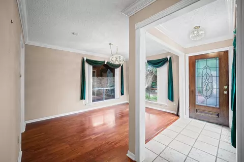 Entry Way - 6903 Bullinger Dr, Spring, TX 77379 photo 2 of 2