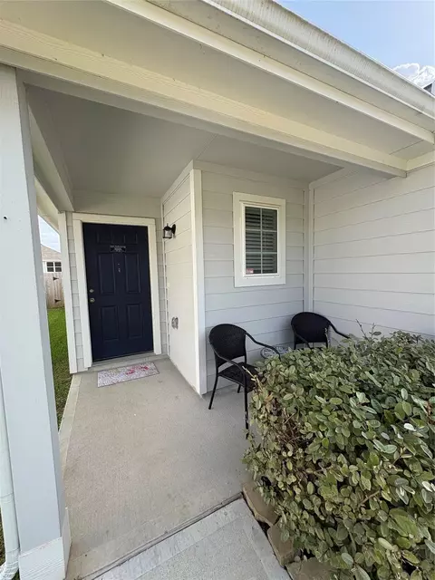 Exterior - 2441 Shellcracker Dr, Conroe, TX 77384 photo 4 of 7