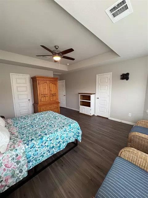 Bedroom - 2441 Shellcracker Dr, Conroe, TX 77384 photo 7 of 8