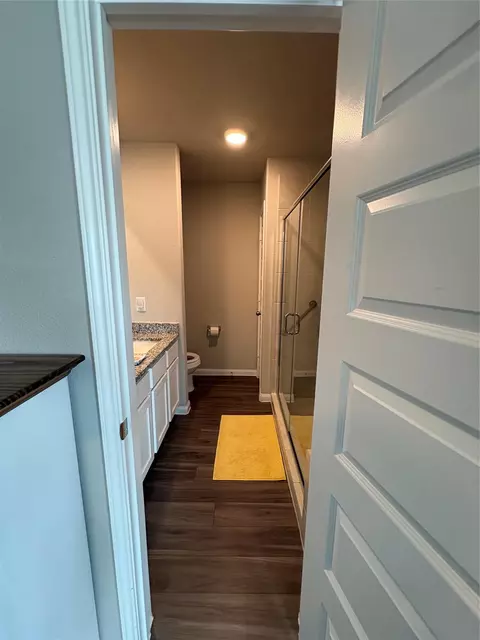 Bath - 2441 Shellcracker Dr, Conroe, TX 77384 photo 3 of 6
