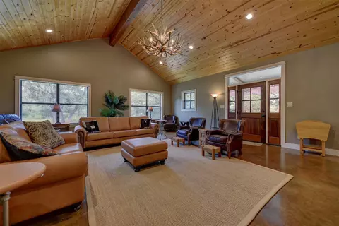 Living - 2003 Oakridge Rd, Weimar, TX 78962 photo 1 of 3