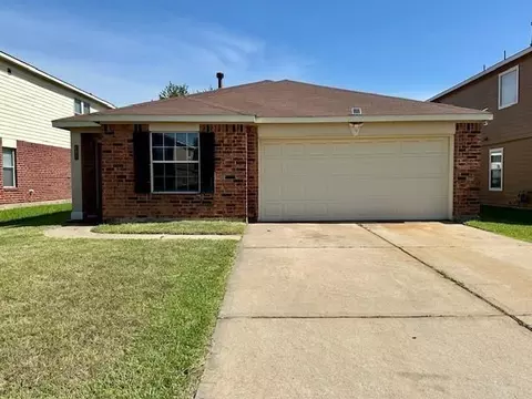 611 Hawthorne Pasture Rd, Rosenberg, TX 77471