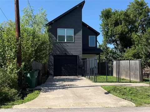 2417 Noble St, Houston, TX 77026