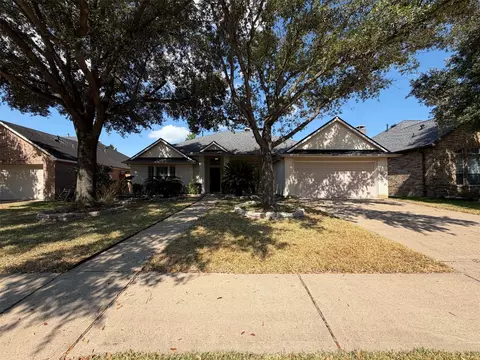 5307 Chatham Hill Ln, Houston, TX 77084