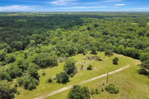 1719 Stone St, Bedias, TX 77831