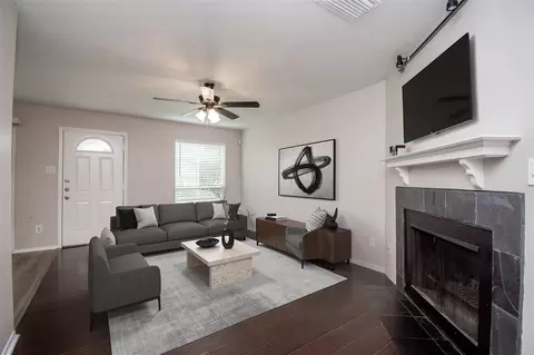 2379 Briarwest Blvd #28, Houston, TX 77077