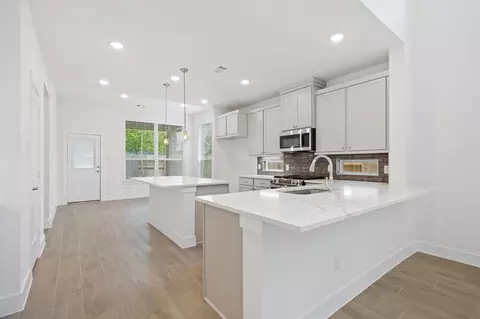 Kitchen - 511 Abcot Ranger Ct, Willis, TX 77318 photo 1 of 3