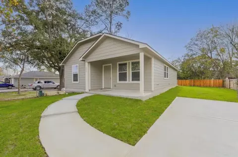 5824 Glen Lee Dr, Humble, TX 77396