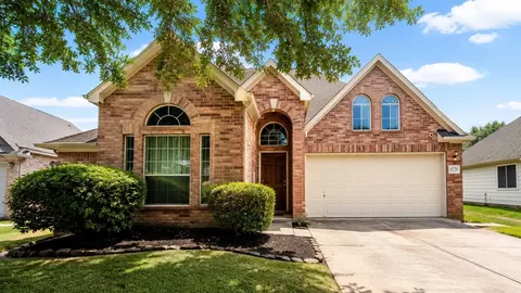 8726 Rollick Dr, Tomball, TX 77375