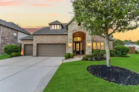 16102 Cottage Timbers Ct, Houston, TX 77044