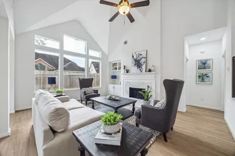 25403 Myrtle Spgs, Spring, TX 77373