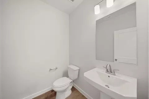 Bath - 29018 Fig Vine Dr, Waller, TX 77484 photo 1 of 4