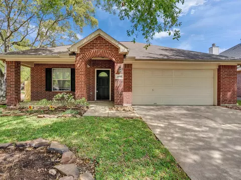 21742 Winsome Rose Ct, Cypress, TX 77433