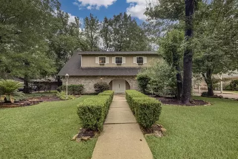 1938 Running Springs Dr, Kingwood, TX 77339