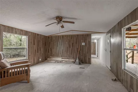 Living - 163 Magnolia Ct, Trinity, TX 75862 photo 3 of 3