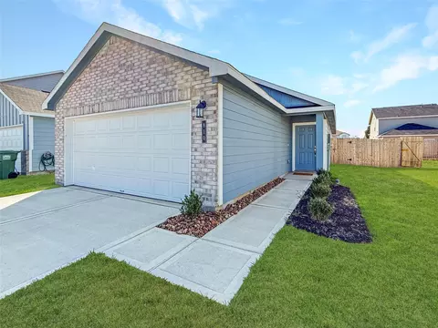 810 Stoney Point Ln, Dayton, TX 77535