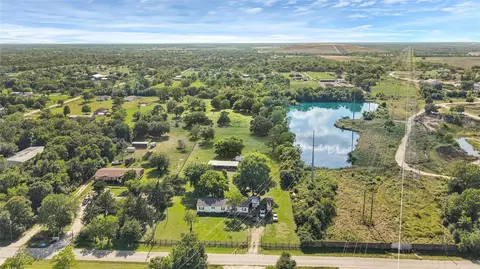 1611 Bunyard Rd, Alvin, TX 77511