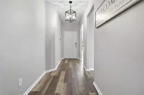 Entry Way - 9951 Chimney Swift Ln, Conroe, TX 77385 photo 1 of 2