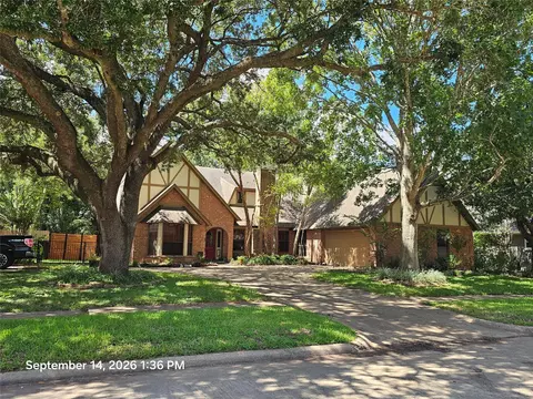 3514 E Creek Club Dr, Missouri City, TX 77459