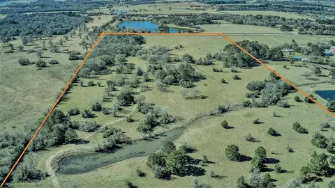 26266 Fields Store Rd, Waller, TX 77484