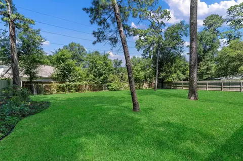 Exterior - 6530 Bayonne Dr, Spring, TX 77389 photo 7 of 10