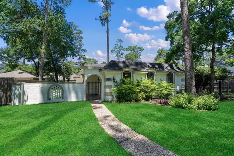 Exterior - 6530 Bayonne Dr, Spring, TX 77389 photo 9 of 10
