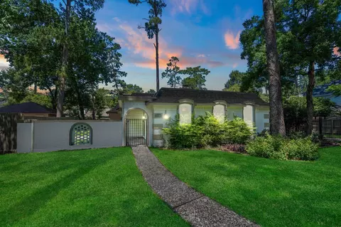 6530 Bayonne Dr, Spring, TX 77389