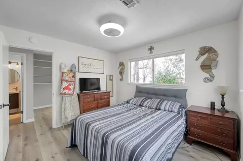 Bedroom - 329 Sassafras Dr, Trinity, TX 75862 photo 5 of 8