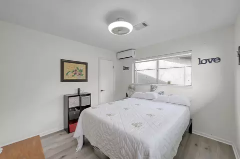 Bedroom - 329 Sassafras Dr, Trinity, TX 75862 photo 1 of 8