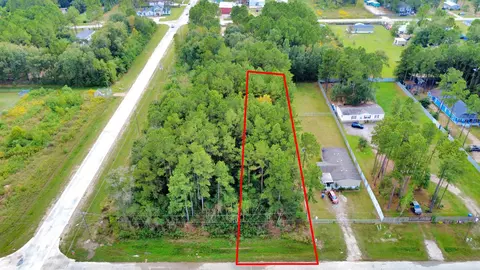 114 County Road 5001, Cleveland, TX 77327