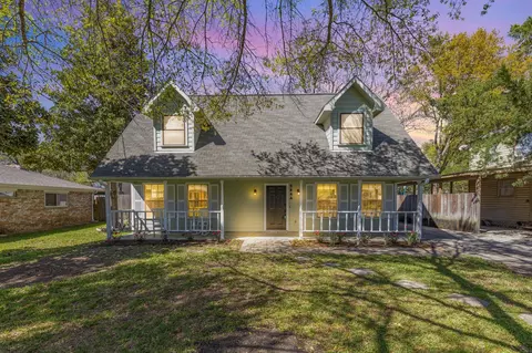 504 Percival St #A, Tomball, TX 77375