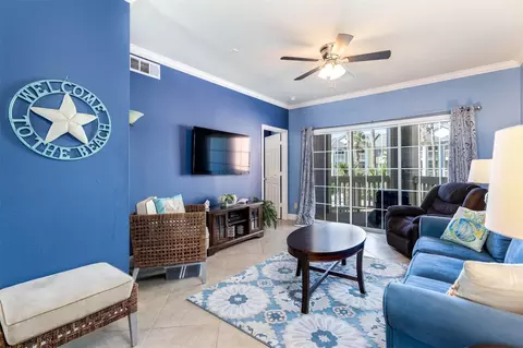 7000 Seawall Blvd #324, Galveston, TX 77551