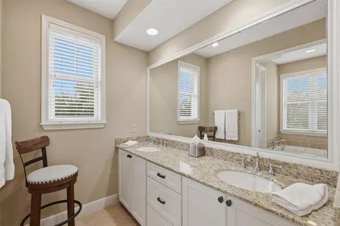 Bath - 3249 Founders Dr, Bryan, TX 77807 photo 8 of 11