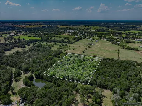 171 Mcneal St, Carmine, TX 78932