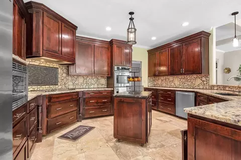 Kitchen - 4656 St Hwy 21 E, Hemphill, TX 75948 photo 1 of 2