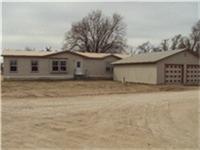 206 E Thut, Lefors, TX 79054 photo 1