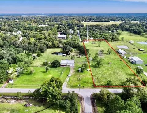 15332 Fir Rd, Santa Fe, TX 77517