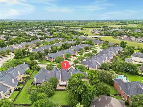 1711 Quiet Pond Dr, Sugar Land, TX 77479