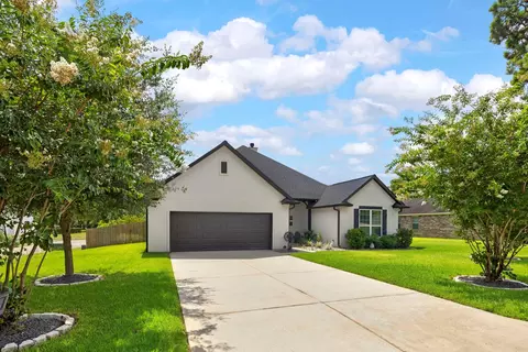 3618 Emerson Dr, Montgomery, TX 77356