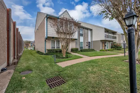10355 Longmont Dr, Houston, TX 77042