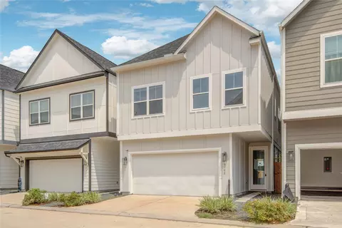 6708 Parker Grove Ln, Houston, TX 77076