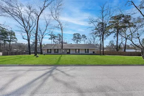 100 Longacre Dr, Conroe, TX 77304 photo 1