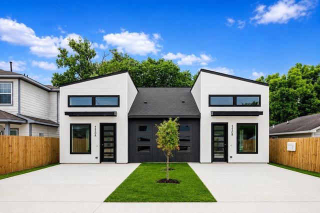 7819 Bowen St #A-B, Houston, TX 77051