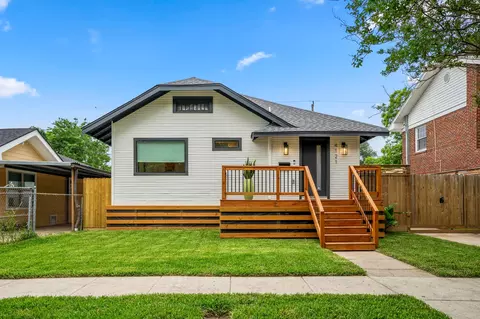 4121 Woodleigh St, Houston, TX 77023