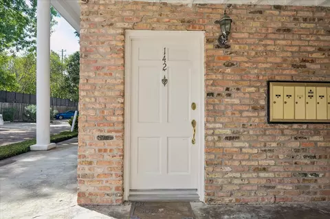 4040 San Felipe St #142, Houston, TX 77027