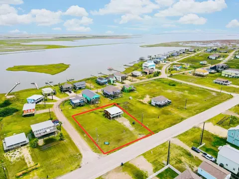 4407 Bluewater County Road 257 St, Freeport, TX 77541