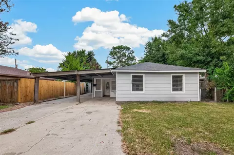 Exterior - 1509 Lawrence Ave, Pasadena, TX 77506 photo 1 of 4